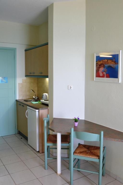 Ostria Apartamento Rethymno Quarto foto